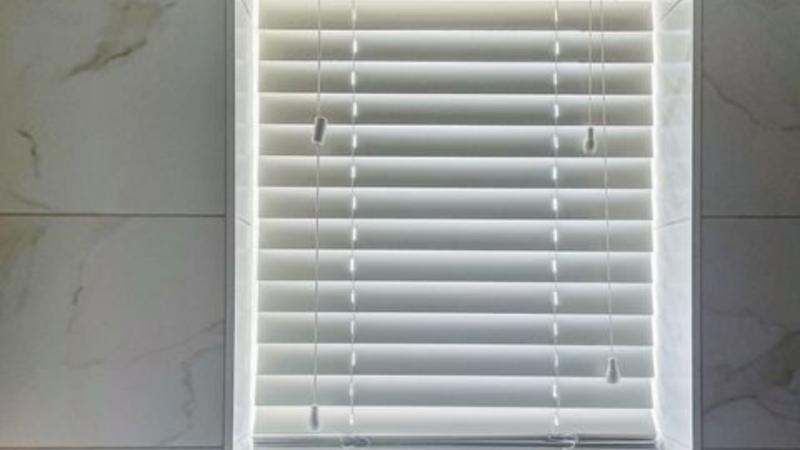 Light-Blocking Blinds